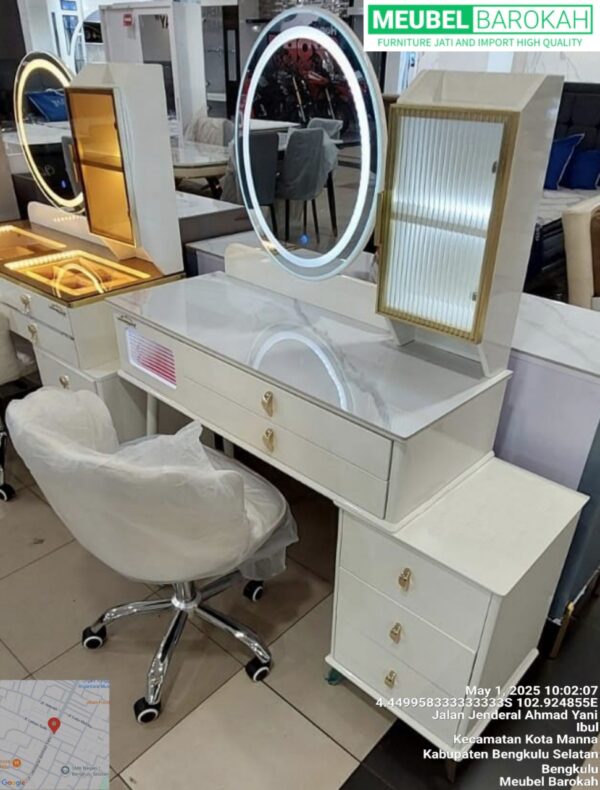 Meja Rias (LED Touch Screen) "952"